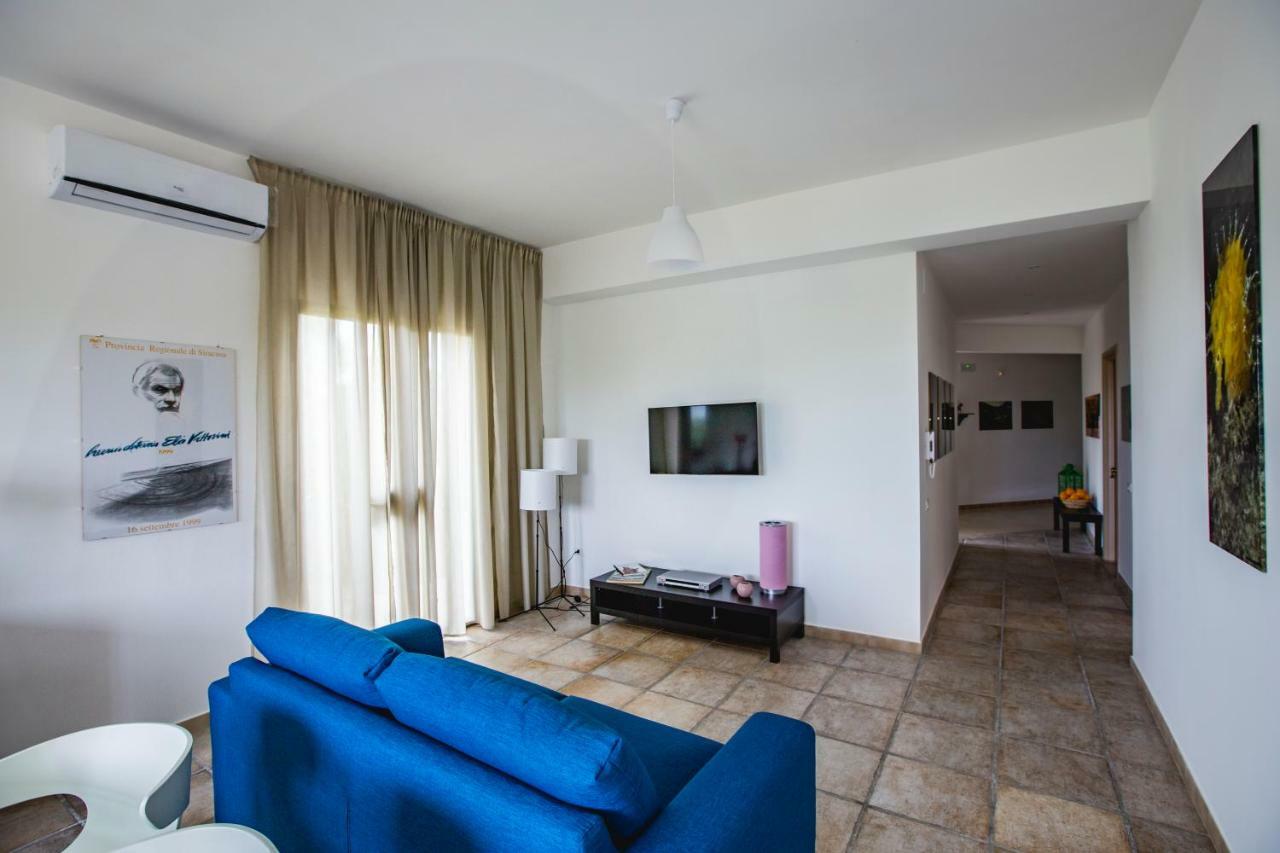 Villa Il Faro 锡拉库扎 外观 照片